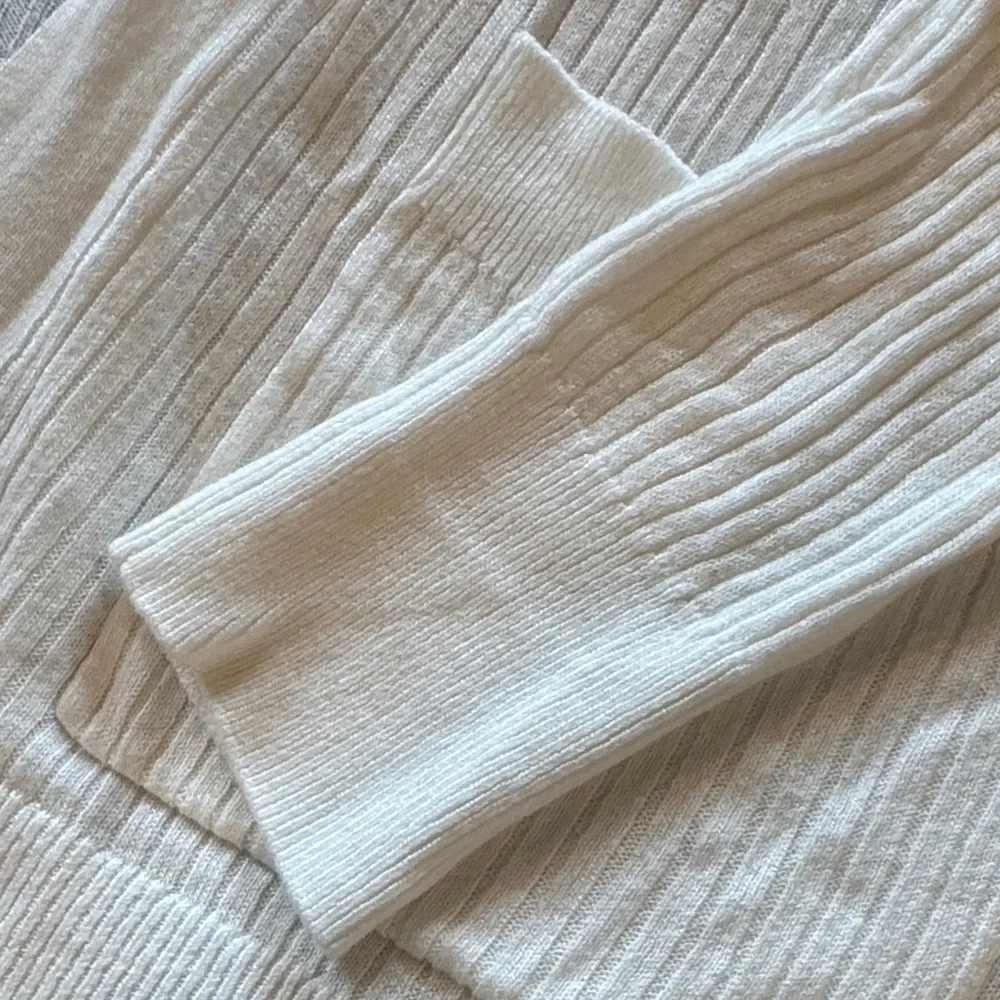 Off-White Open-Front Ribbed Cardigan - Picture 5 of 5